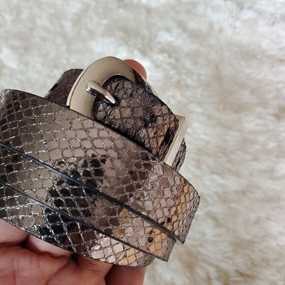 Michael Kors Women's Belt Metalic Gray 43" Length - Picture 2 of 7